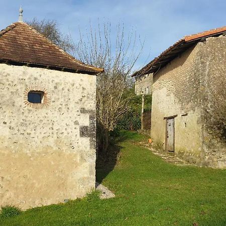 La Chaumiere Villa Salles-Lavalette Exterior photo